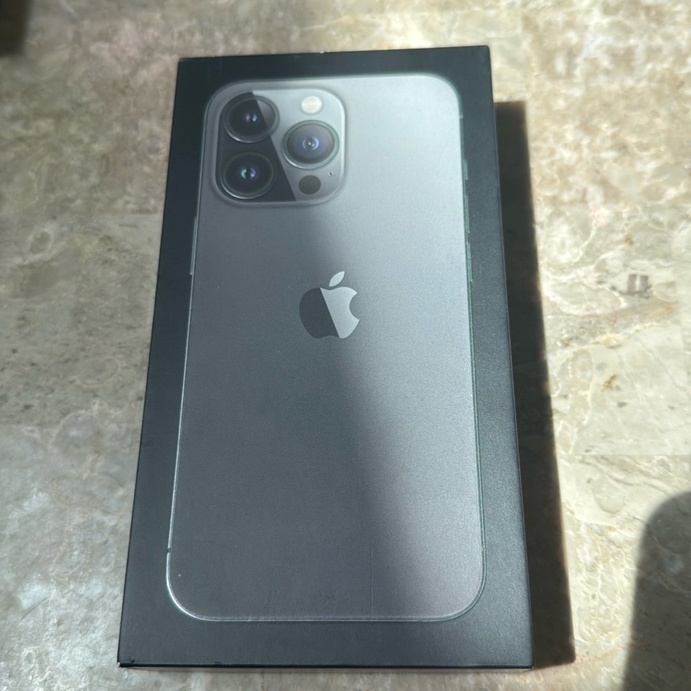 Apple iPhone 13 Pro - Box only